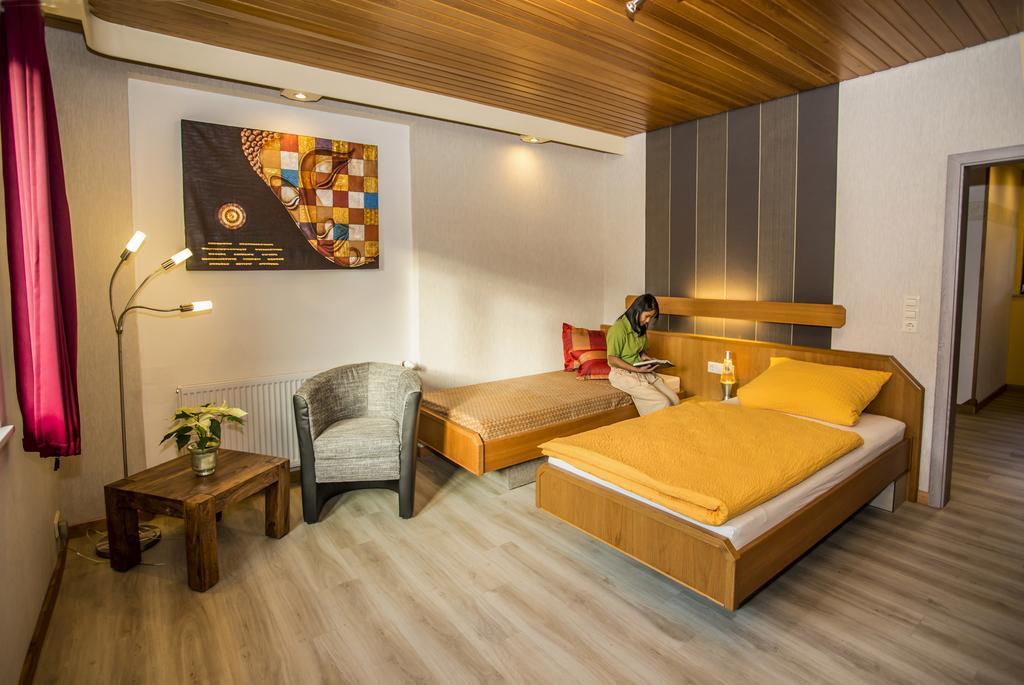 Appartement Boardinghouse Remchingen Baan Arun Extérieur photo
