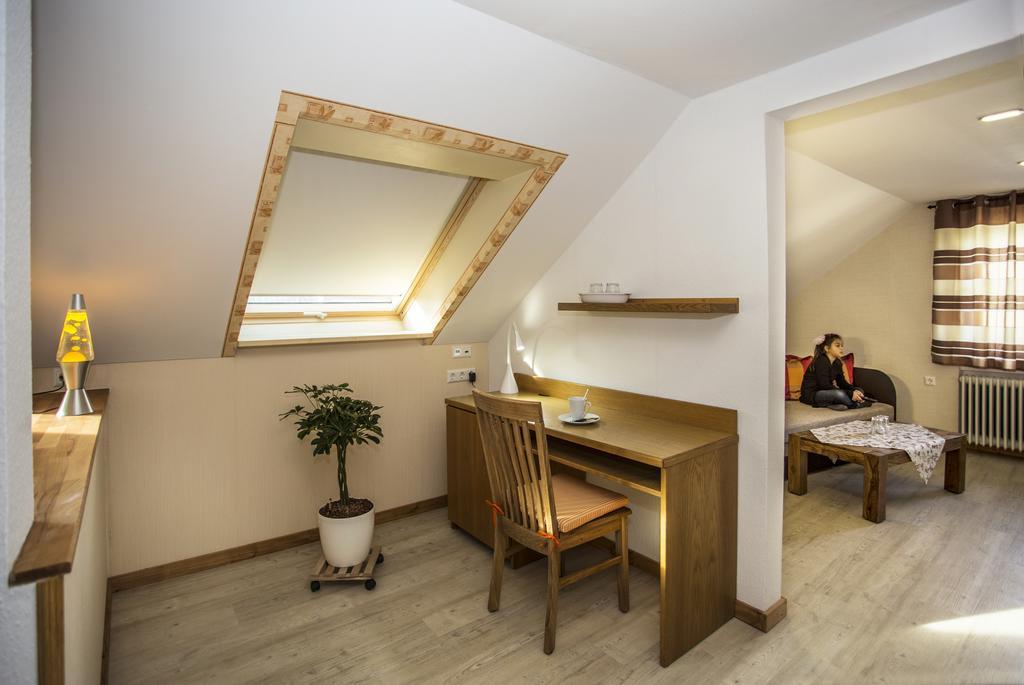 Appartement Boardinghouse Remchingen Baan Arun Extérieur photo