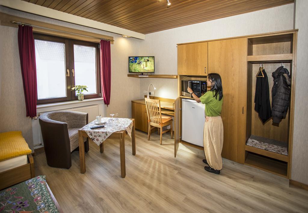 Appartement Boardinghouse Remchingen Baan Arun Extérieur photo